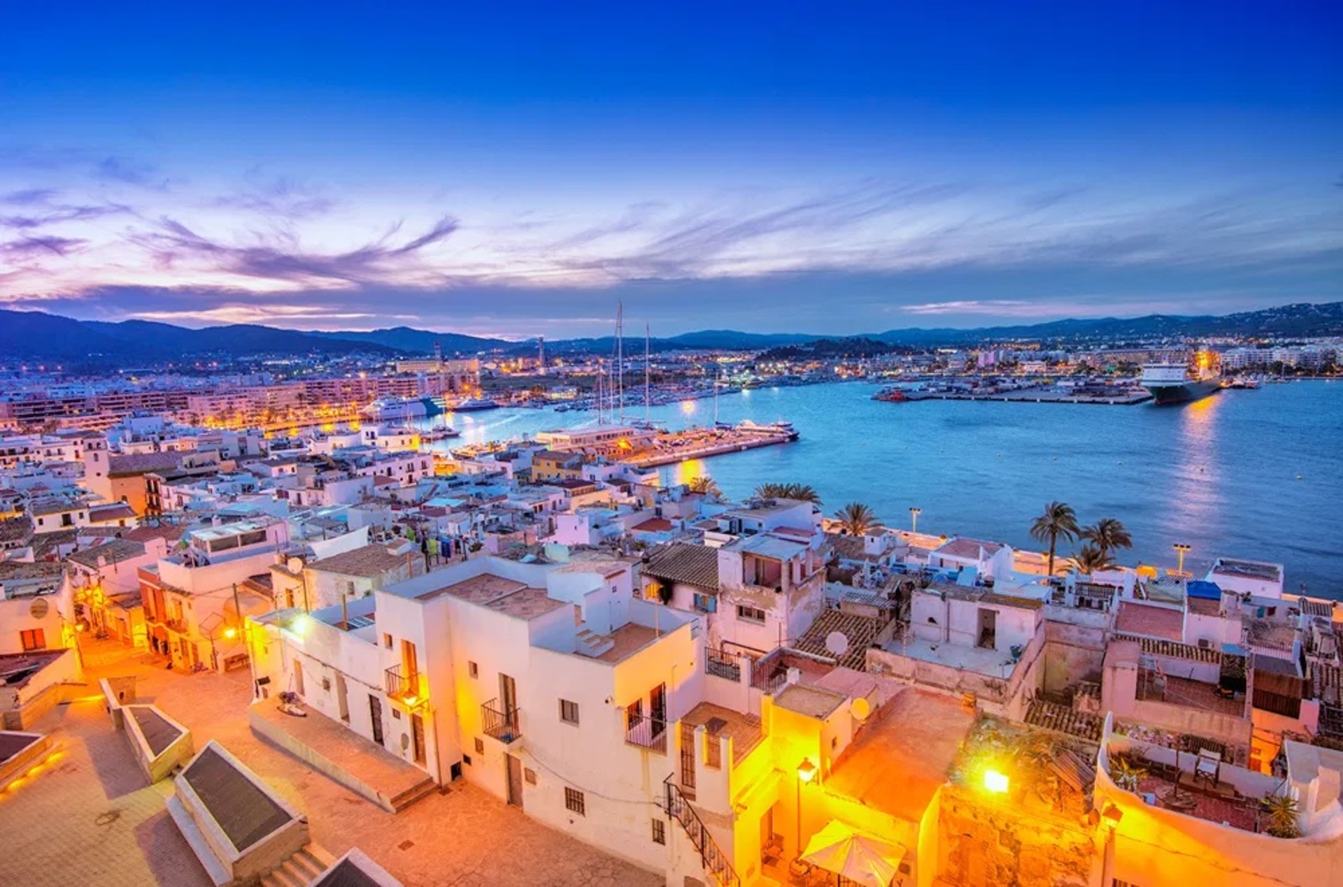 Location: <span>Ibiza</span>